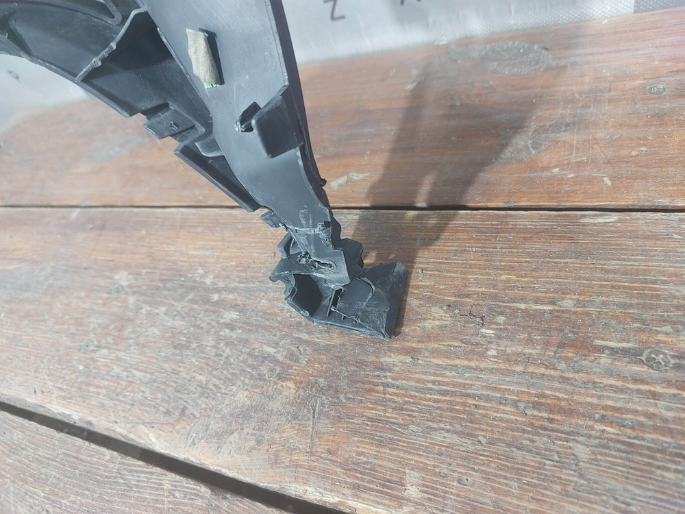 Кронштейн переднего бампера Mercedes GLE (V167) 18-нв Б/У Оригинал A1678856303