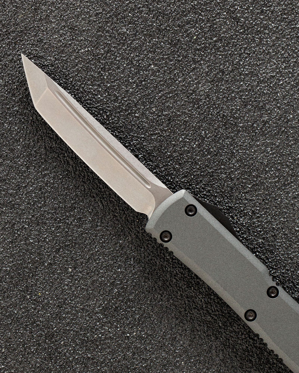 Автоматический складной нож SteelBro Ultratech T/E Tanto Cerakote Carbon Grey VG-10 123-10CBGYCS (серый-металик)