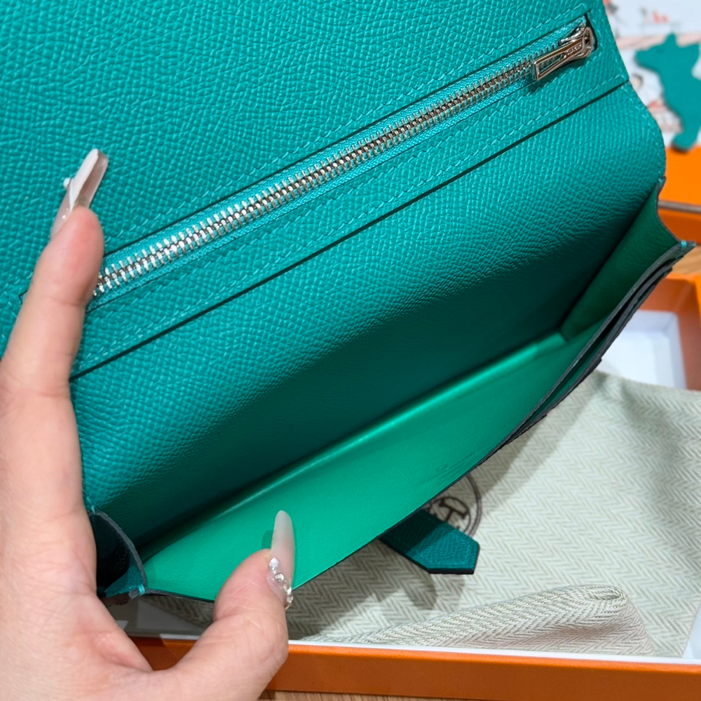 Hermes Bearn Wallet