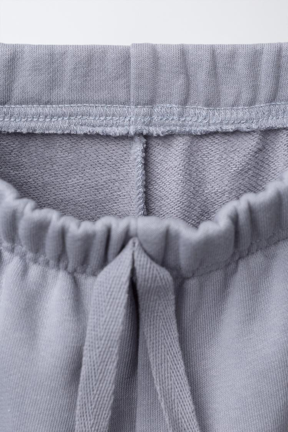 ZARA БРЮКИ-ДЖОГГЕРЫ С КАРМАНОМ-СЕРДЦЕМ, СИНИЙ