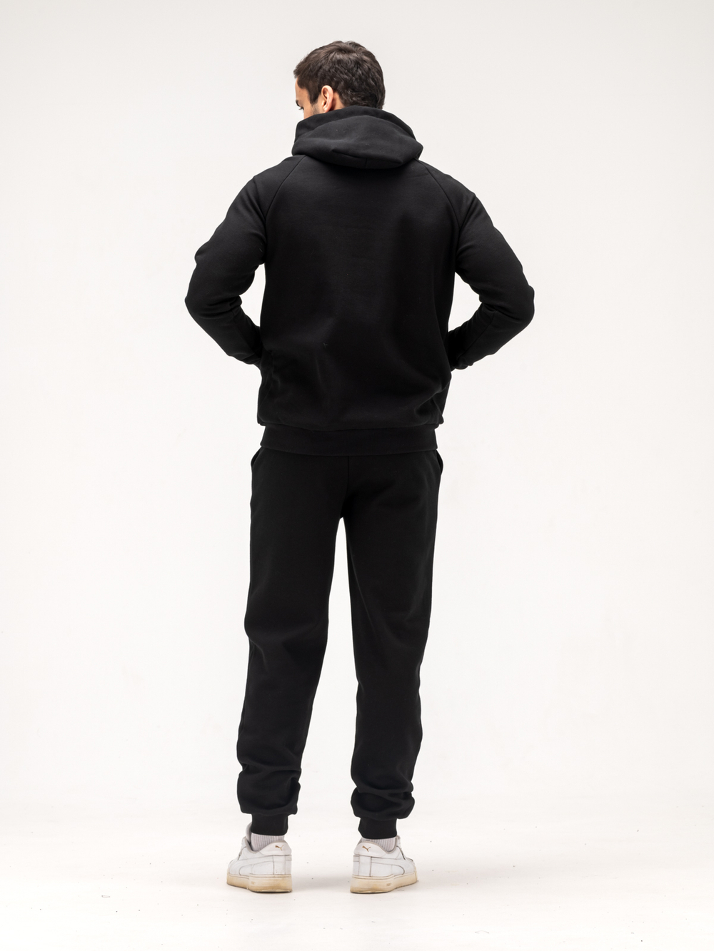 Костюм мужской спортивный теплый. Черный