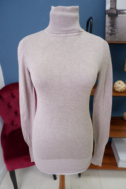 Джемпер Твоё базовый 42 размер