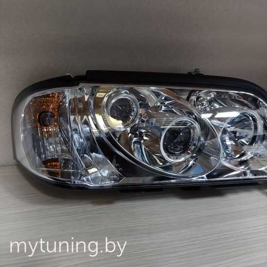 Передние фары Mercedes C W202 chrome