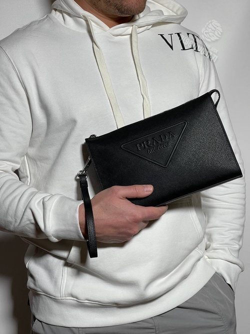 Клатч Prada