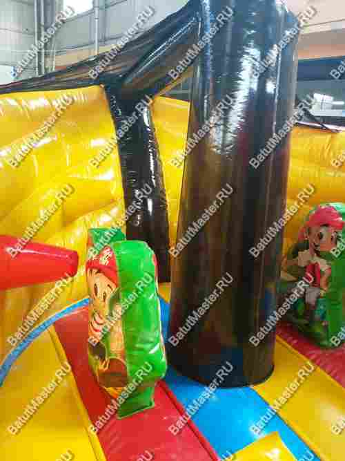 Коммерческий надувной батут "Кораблик акулы"