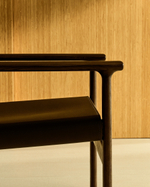 Кресло Jan из переработанной кожи темно-коричневого цвета и ясеня в ореховом цвете