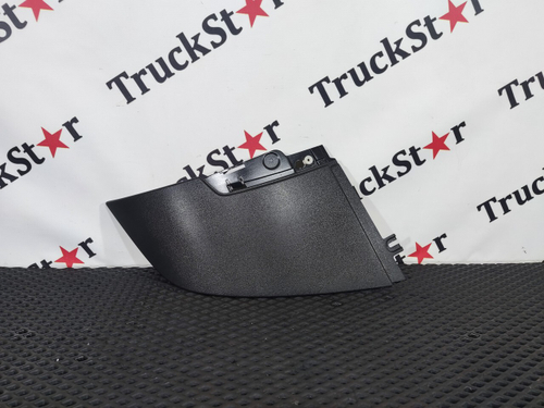 Накладка капота правая 2017г.