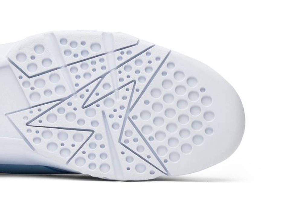 Кроссовки Jordan Air Jordan 7 Retro Pantone