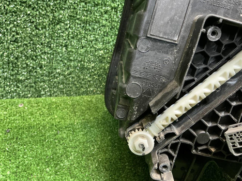 Фара левая Zeekr 001 (2021-н.в.) LED