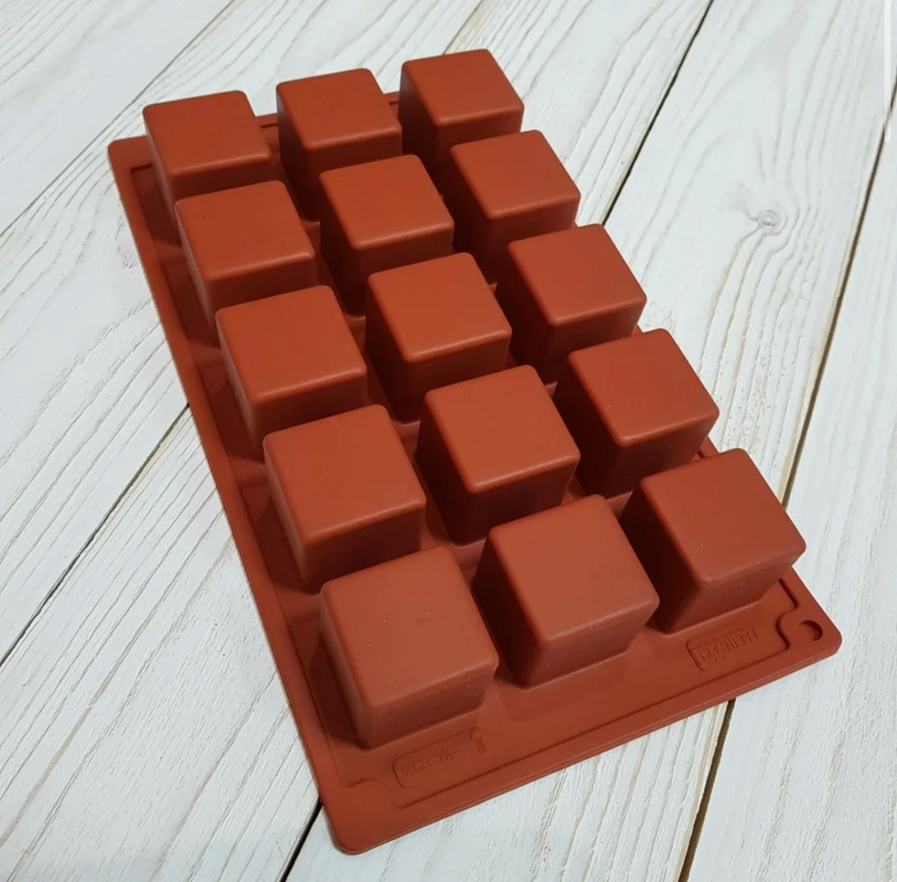 Силиконовая форма "Кубик" 15 ячеек 3,5х3,5см