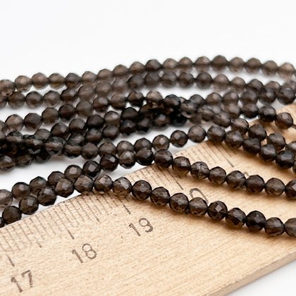 Дымчатый кварц граненый бусины ("Раухтопаз"), диаметр 3-3,1 мм, цена за нить 38 см