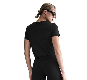 Женская теннисная футболка Nike One Classic Dri-Fit Twist Short Sleeve Top - black/white