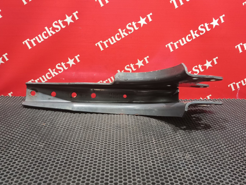 Кронштейн кабины правый