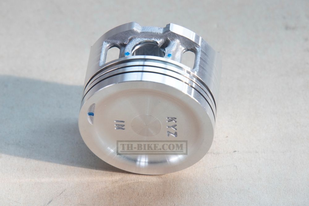 13101-KYZ-900. PISTON