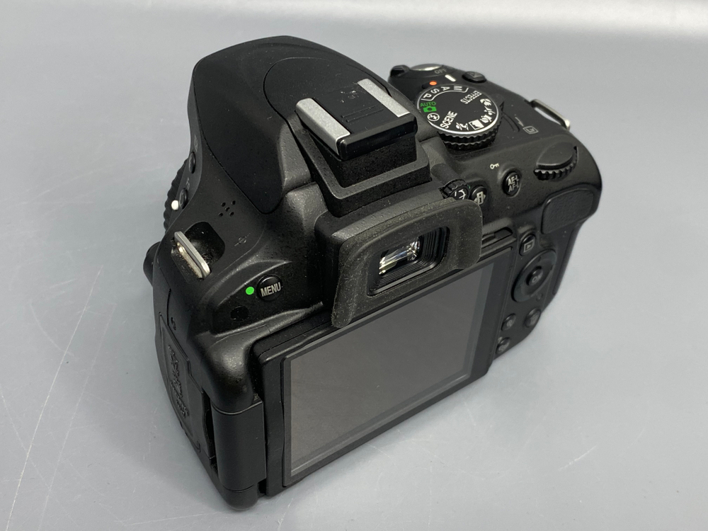 Nikon D5100
