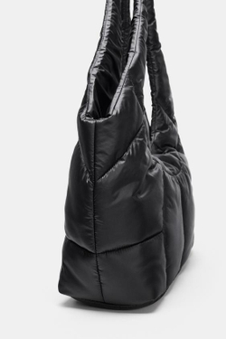 ZARA ШОПЕР С ЭФФЕКТОМ СТЕГАНОГО МАТЕРИАЛА, ЧЕРНЫЙ