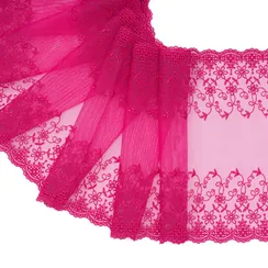 Вышивка на сетке фуксия 22,5 см