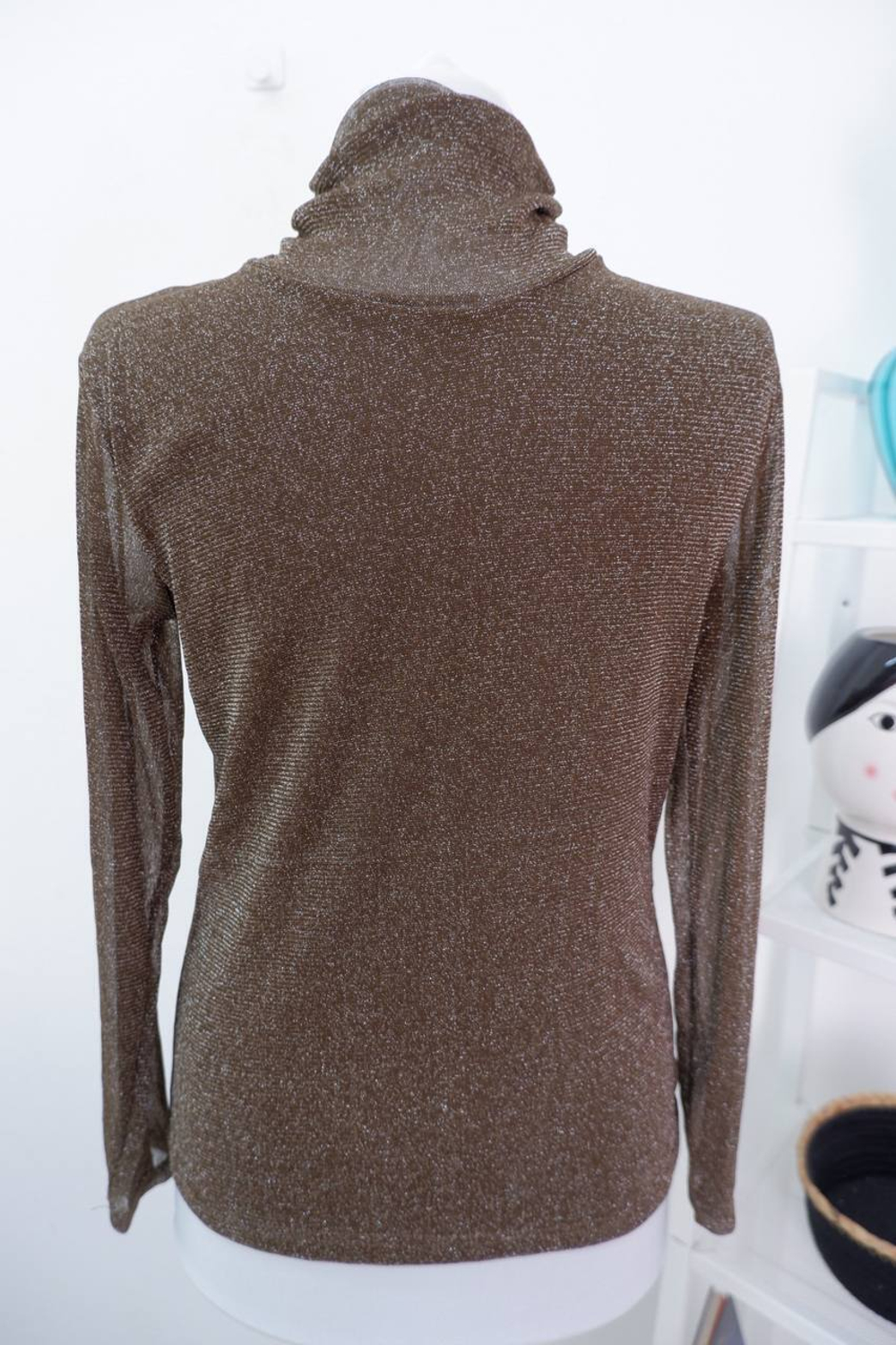 Водолазка коричневая 42 размер