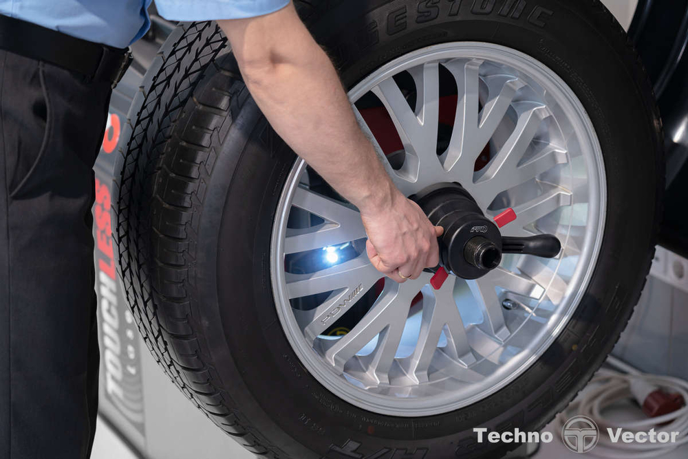 IPRO BM7 автоматический балансировочный станок