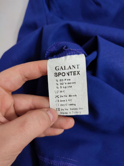 Платье Sponte стильное 44 размер