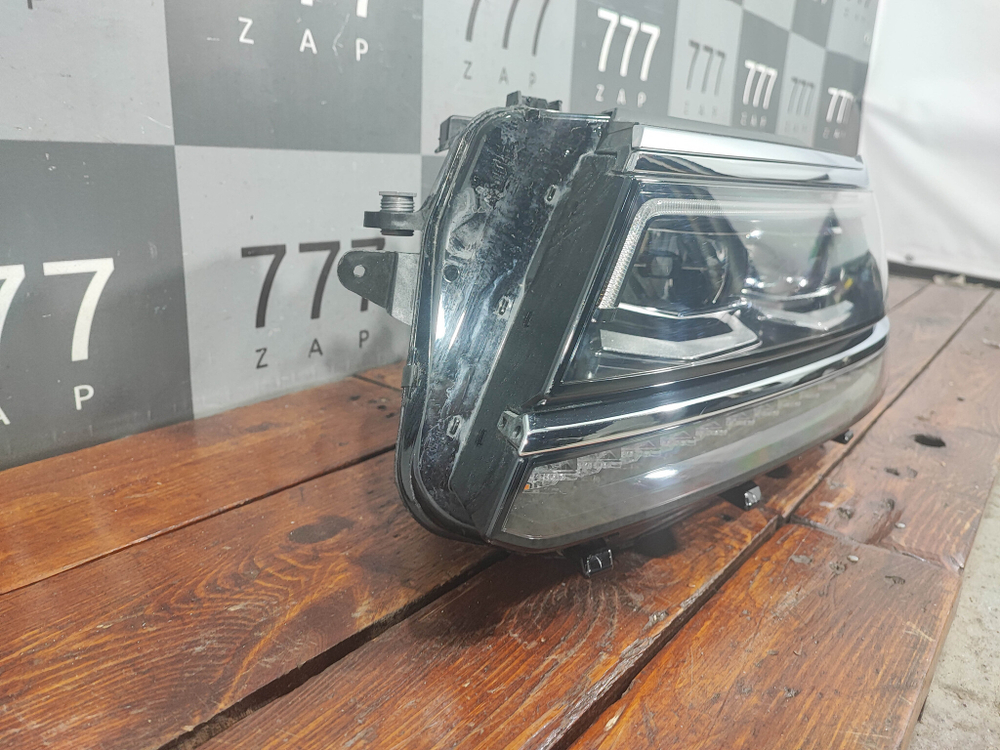 Фара левая LED Volkswagen Tiguan 2 16-20 Б/У Оригинал 5nb941081d
