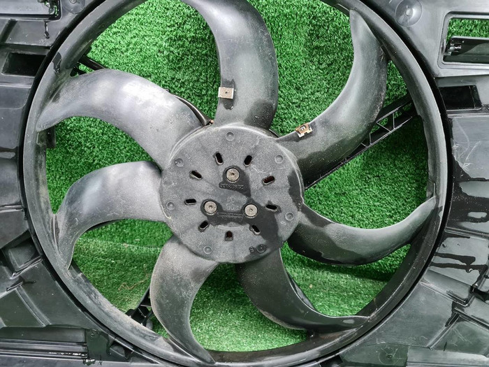 Диффузор с вентилятором VW Tiguan 2 (2016-н.в.)