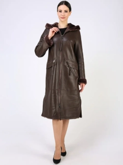 Дубленка зимняя натуральная с капюшоном