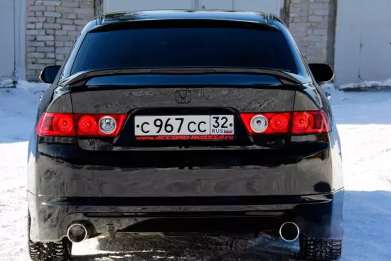 Накладка заднего бампера V.2 Mugen для Honda Accord 7