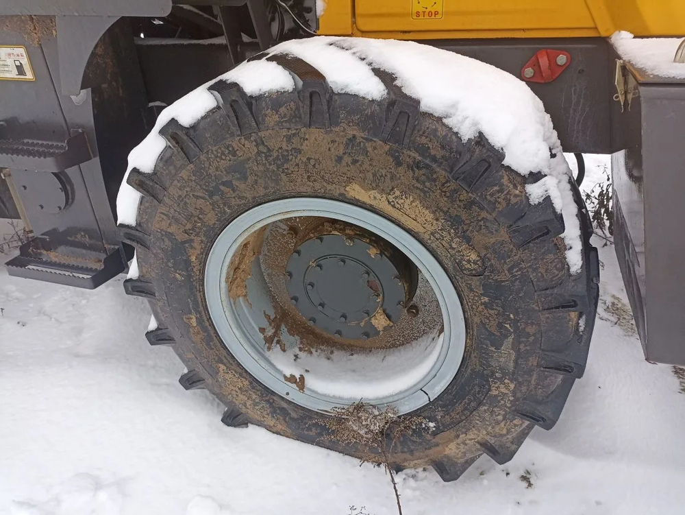 FUKAI ZL* Фронтальный погрузчик ZL28 (Дизельный, 2,4 л, 45 л.с., АТ)