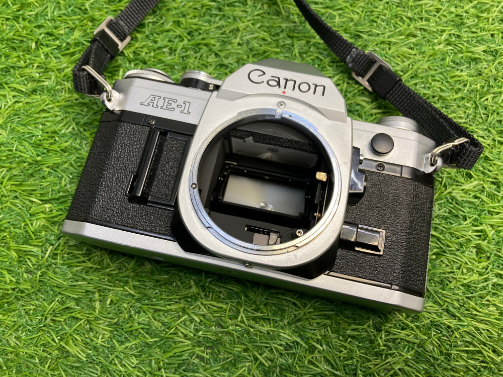 Canon AE-1