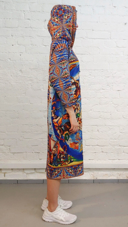 Платье с капюшоном "Яркие созвездия", по мотивам иллюстраций из Небесного атласа Андреаса Целлариуса «Гармония Макрокосмоса»