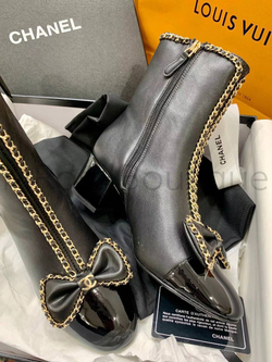 Женские ботинки Chanel черные с бантиком