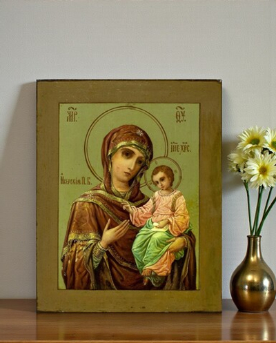 Иверская икона Божией Матери деревянная на левкасе