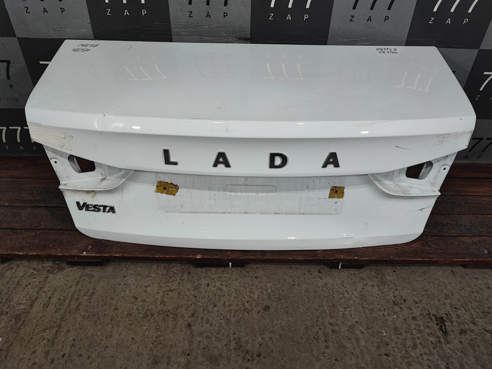 Крышка багажника LADA Vesta 22-нв Б/У Оригинал 8450013789