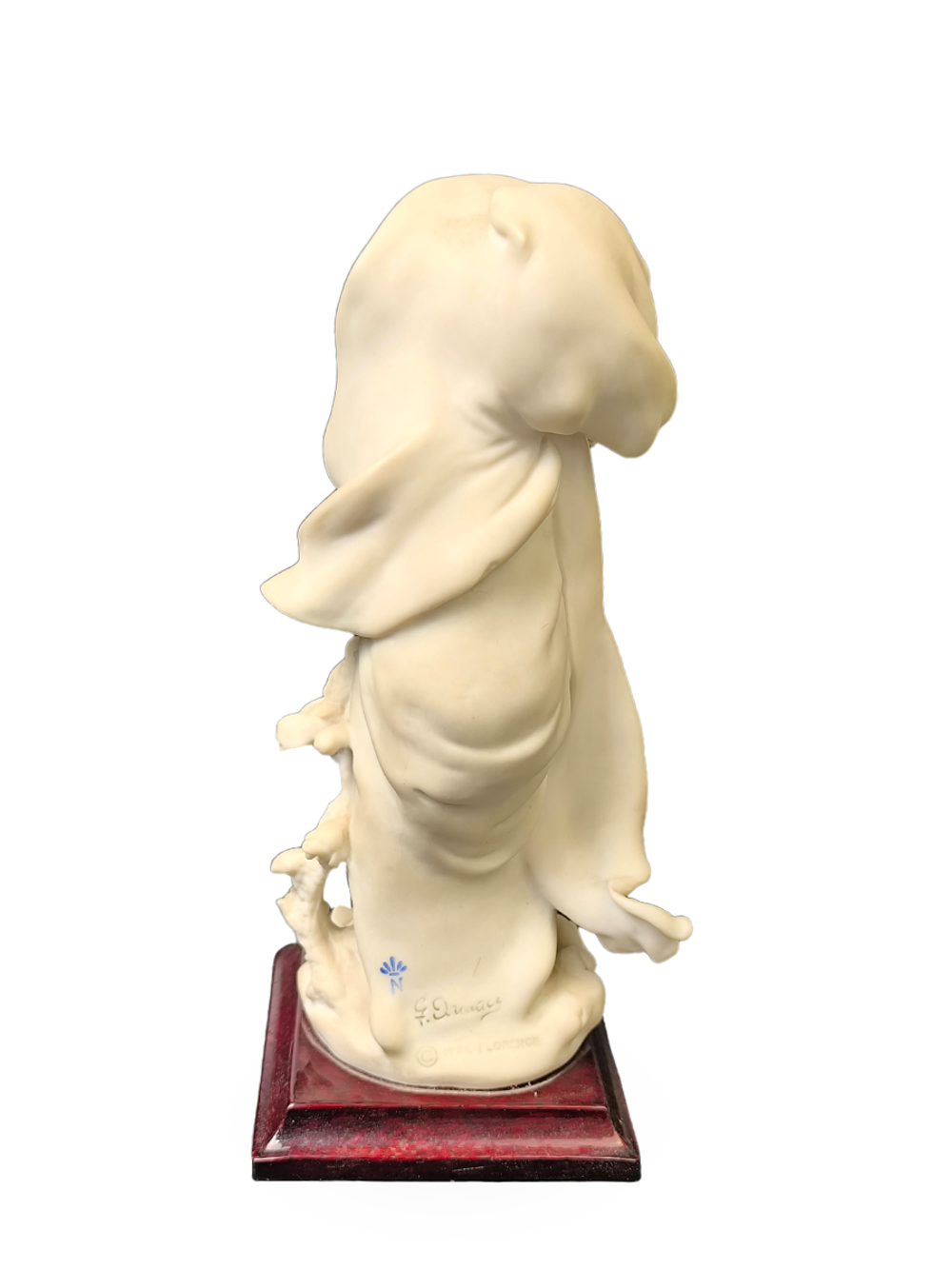 Статуэтка "Девушка - Зима" Capodimonte