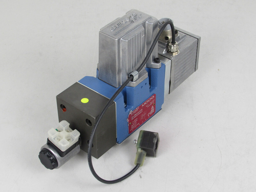 MOOG D661Z4727B