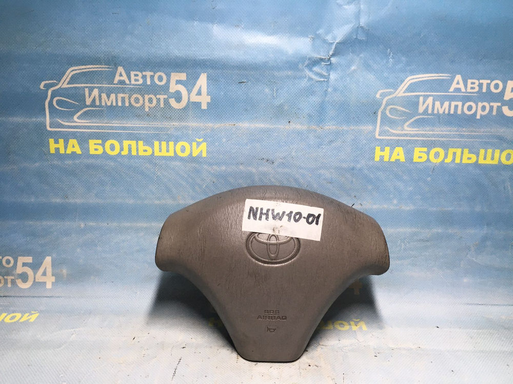 Подушка безопасности водительская TOYOTA PRIUS 1999