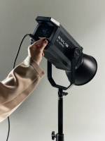 Осветитель светодиодный Raylab RL-300PRO 2700-6500K с пультом