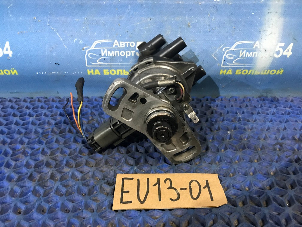 Трамблер NISSAN BLUEBIRD 1993