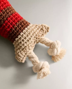 ZARA HOME ИГРУШКА ДЛЯ ДОМАШНИХ ЖИВОТНЫХ ИЗ КРУЖЕВА КРОШЕ В ФОРМЕ ОМАРА, КРАСНЫЙ