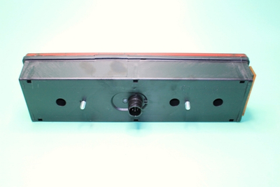 Фонарь задний КамАЗ,МАЗ б/л, байонетный разъём сзади, правый /7462.3716-04/