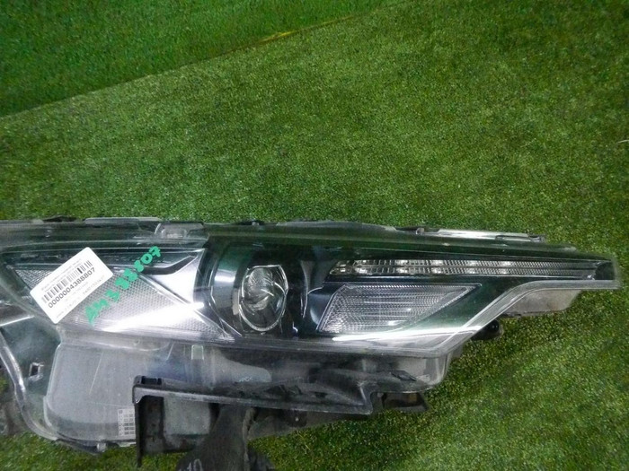 Фара правая Maserati Levante 16-20 ксенон В сборе