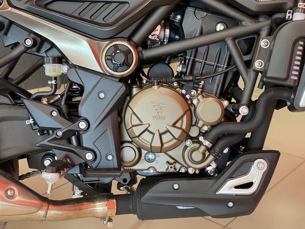 VOGE 300AC