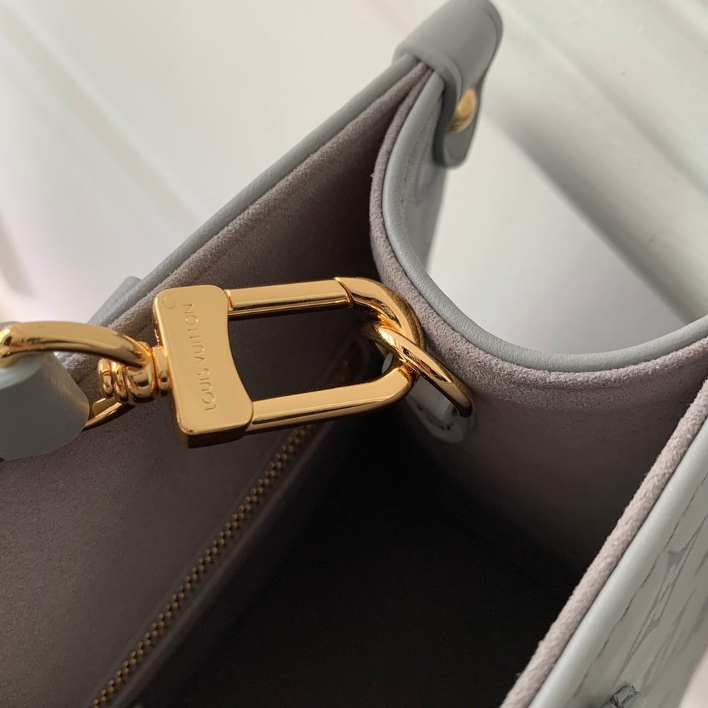 Louis Vuitton Onthego PM