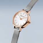 Женские наручные часы Bering 11022-064