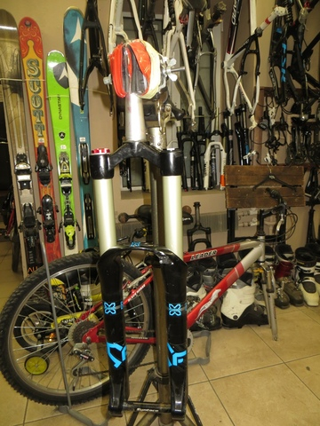 Вилка X-Fusion Vengeance R Coil Spring