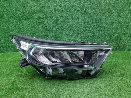 Фара правая Toyota RAV4 5 XA50 (2018-н.в.) LED