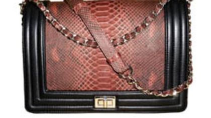 Сумка-клатч Chanel Boy – великолепное изделие из кожи питона