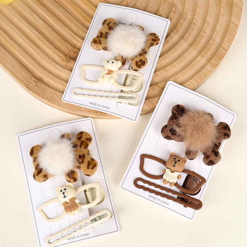 Набор заколок из 3х шт