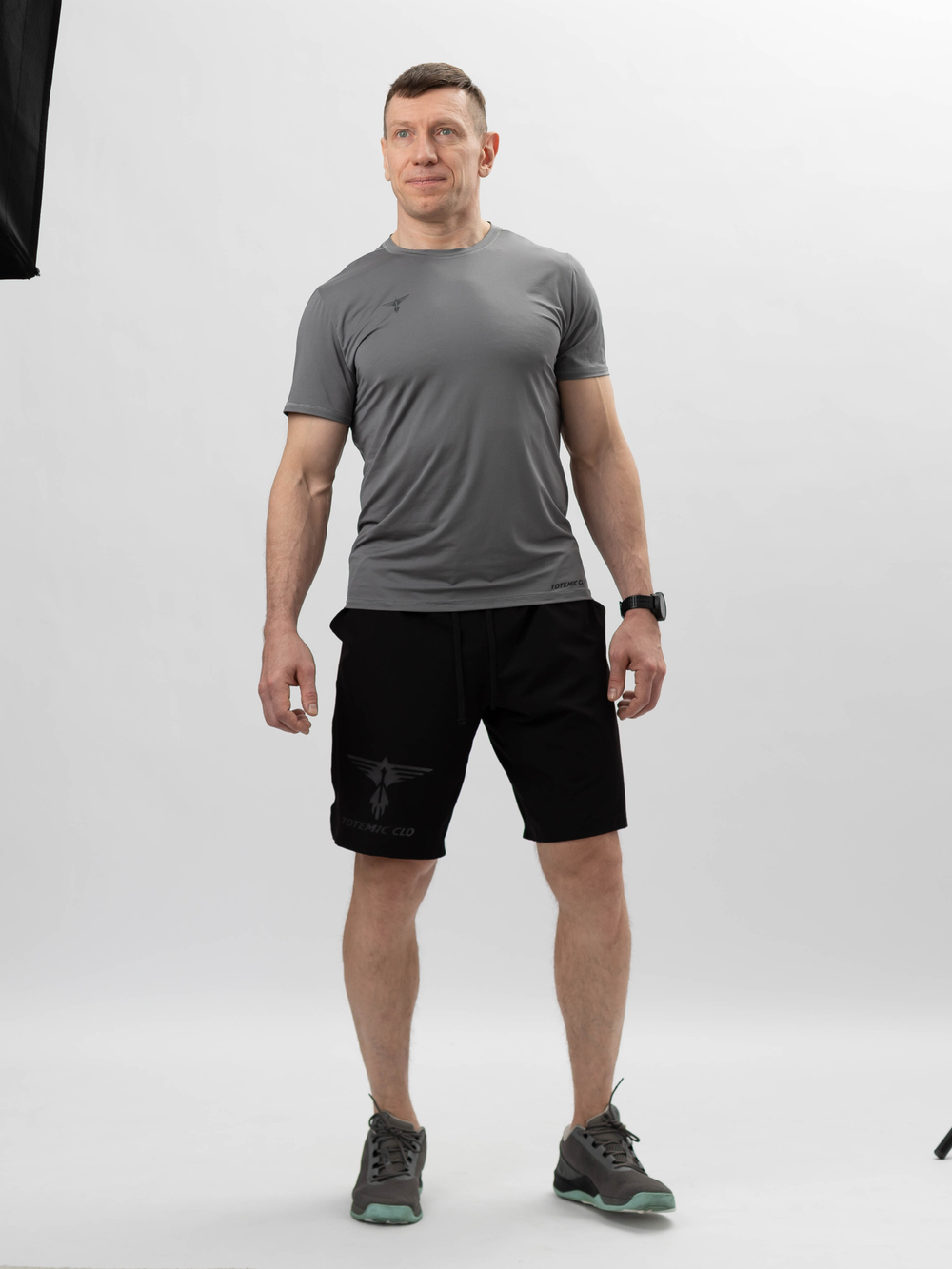 Футболка спортивная TOTEMIC CLO серая